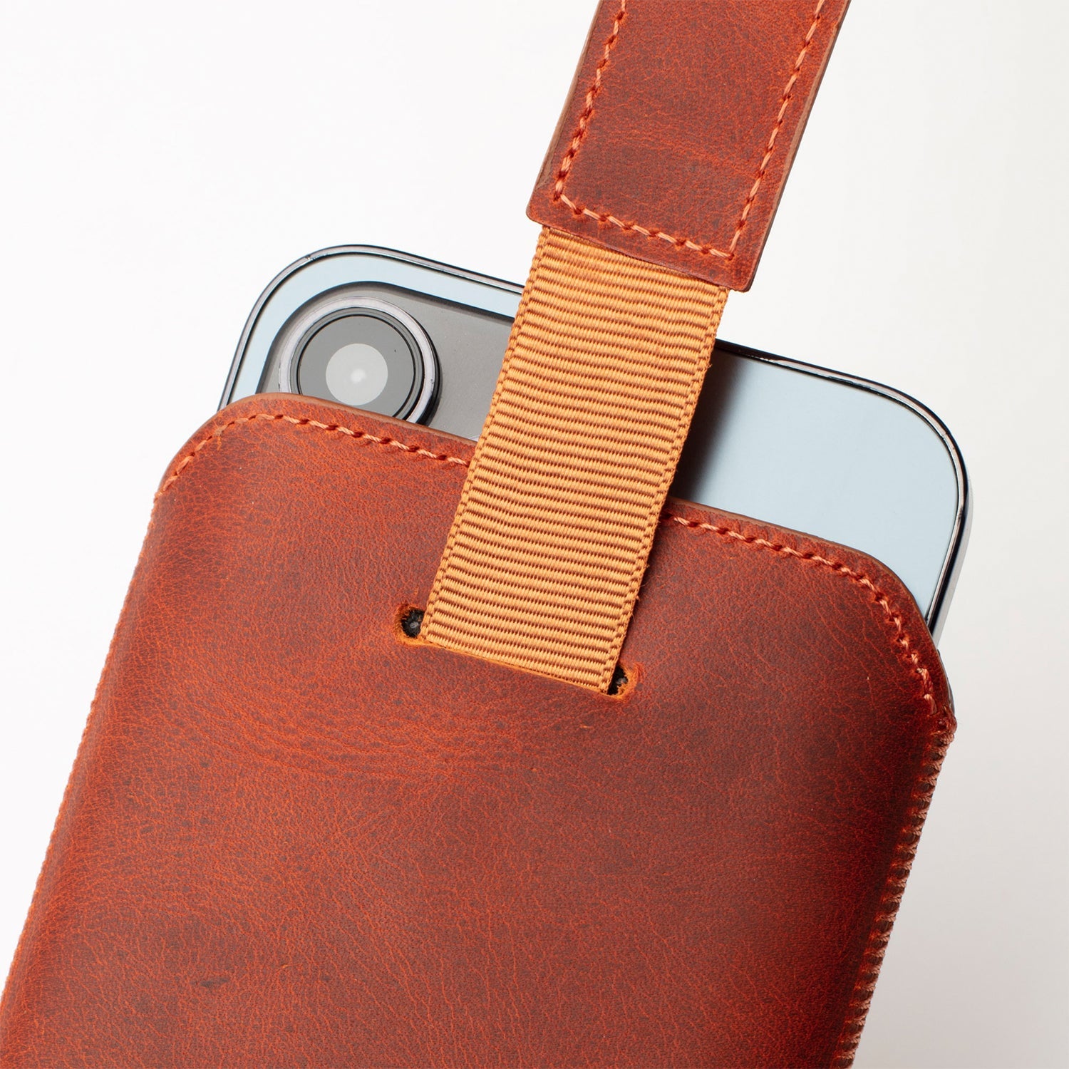 Pull-up iPhone 16 Pro Max