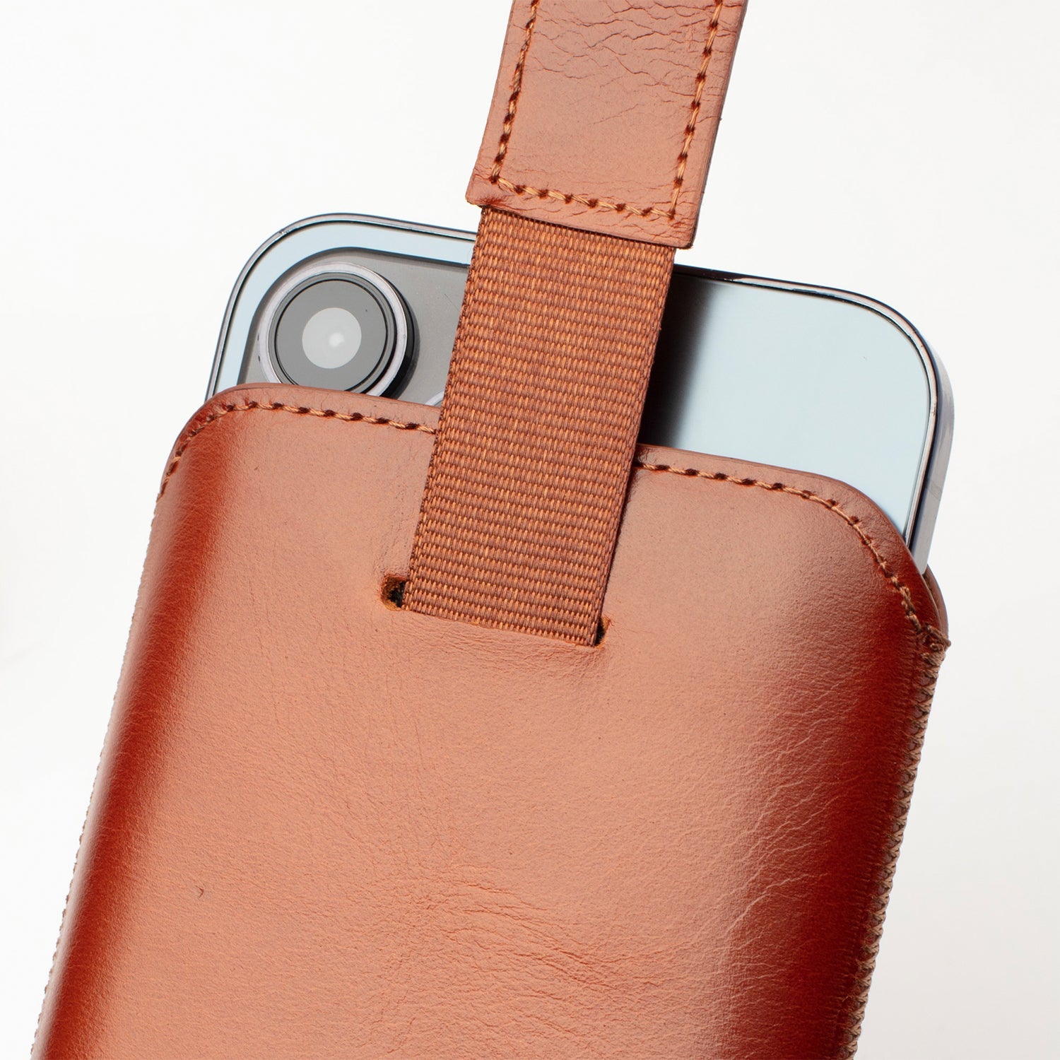 Pull-up iPhone 16 Pro Max