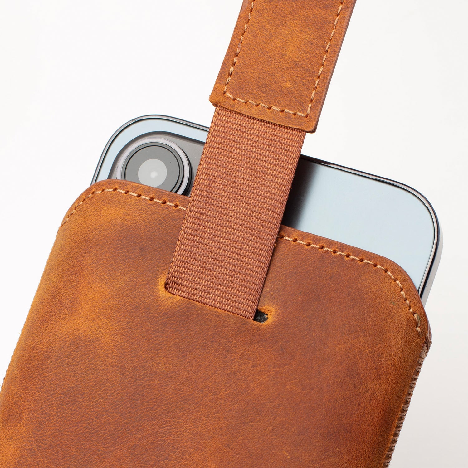 Pull-up iPhone 16 Pro Max
